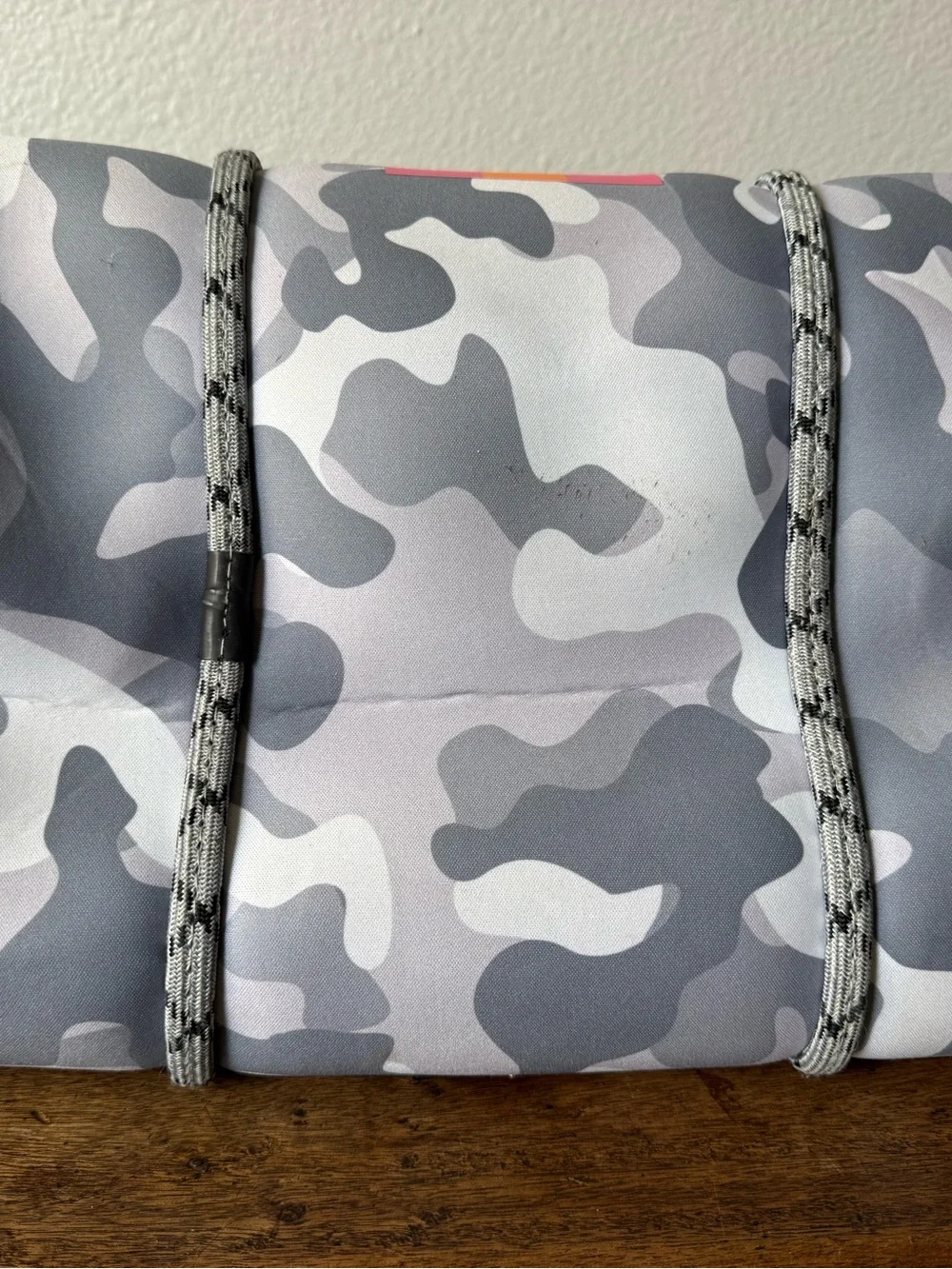 Parker & Hyde Camo Neoprene Tote - Picture 7 of 10